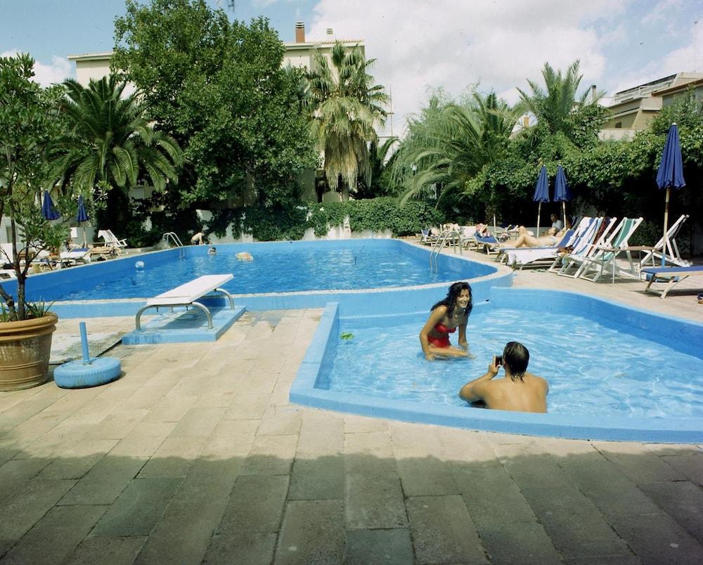 Hotel Riviera Αλγκέρο Εξωτερικό φωτογραφία